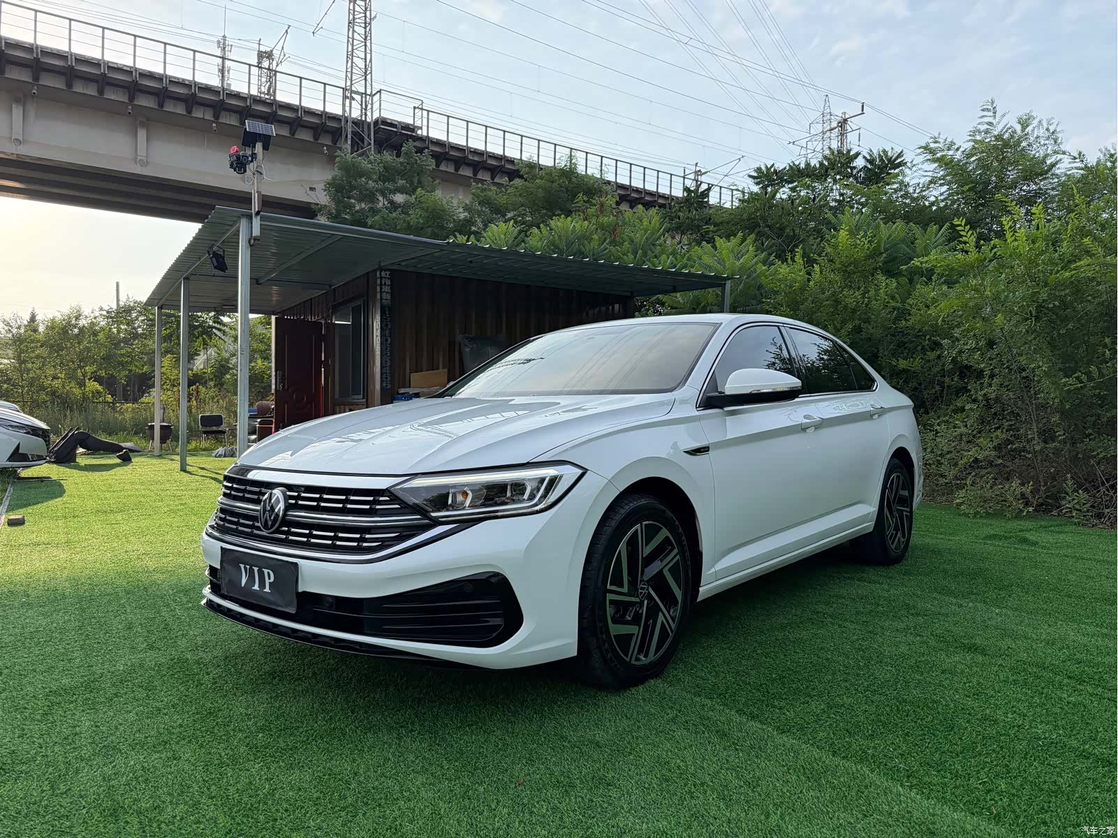 Volkswagen Sagitar, 2022 1
