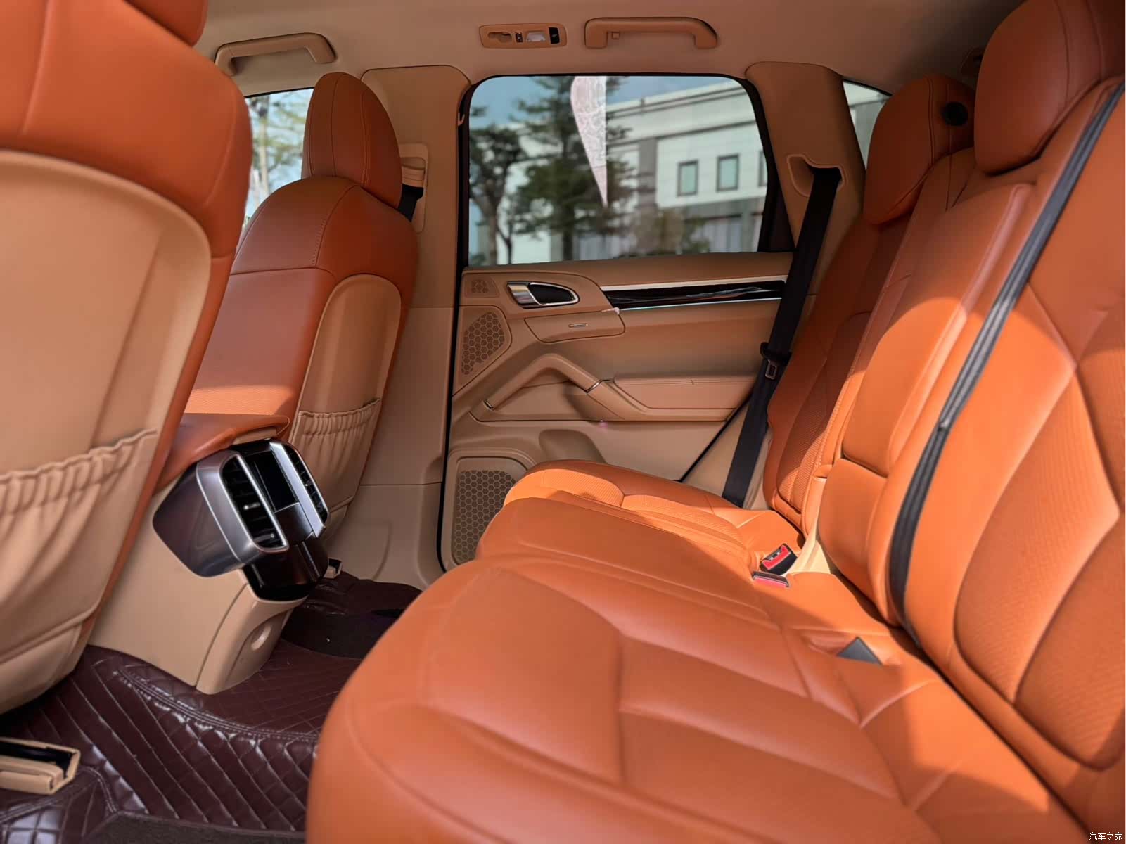 Porsche Cayenne, 2015 8