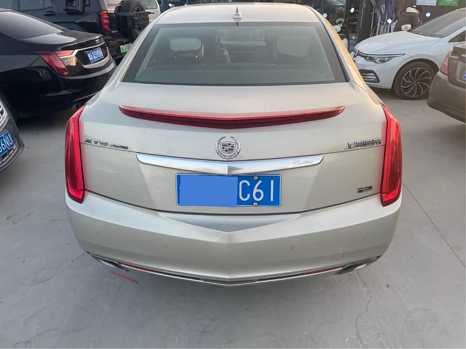 Cadillac XTS