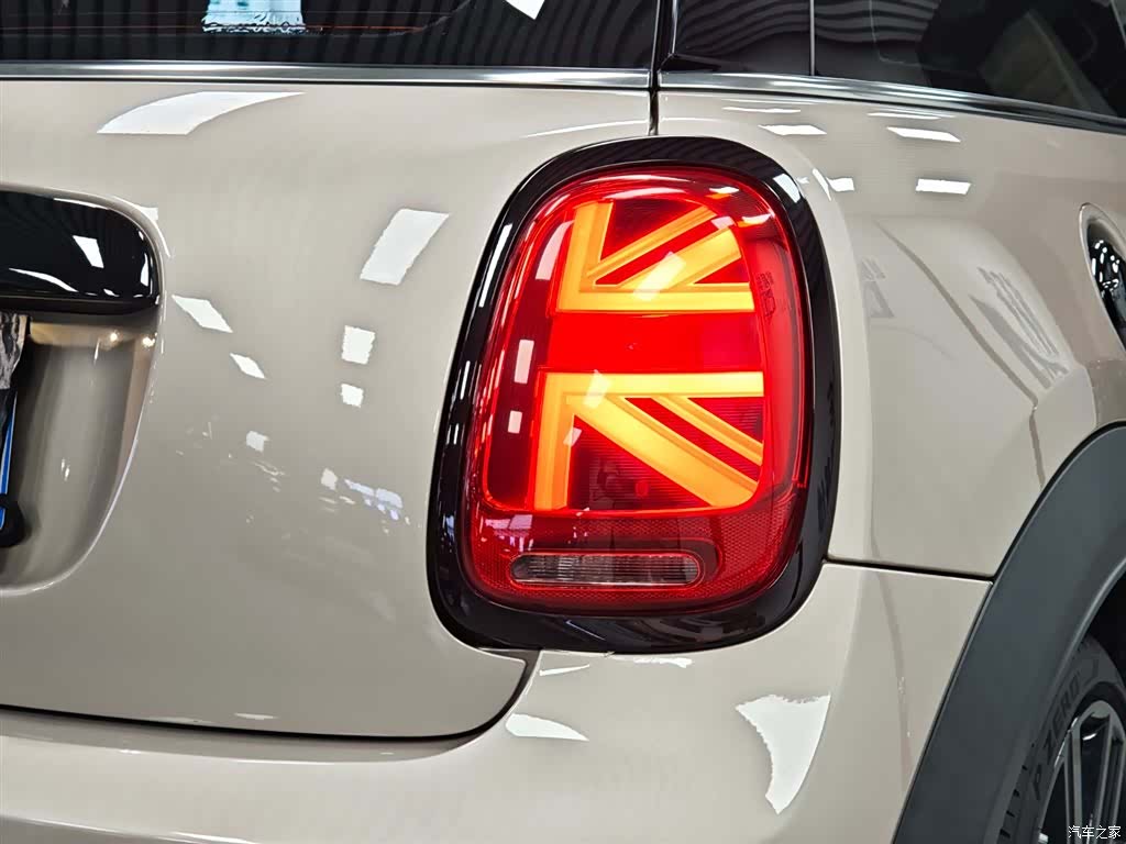 Mini Cooper, 2023 10