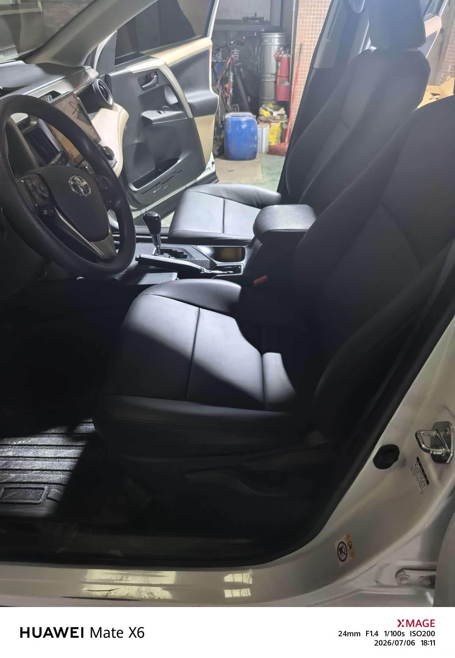 Toyota RAV4, 2015 10