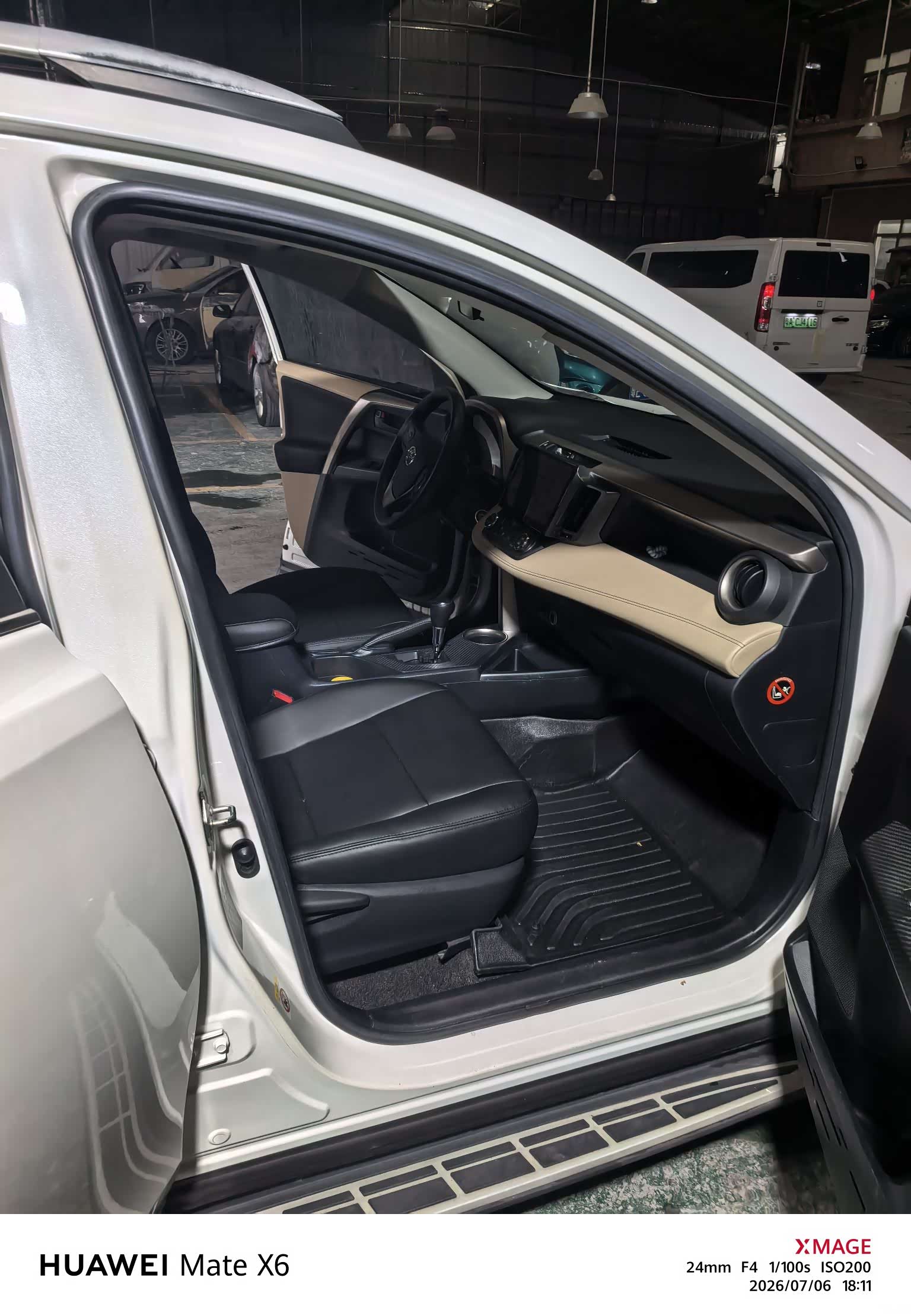 Toyota RAV4, 2015 13