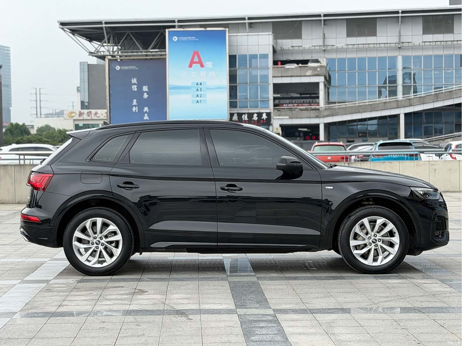 Audi Q5L, 2022 7