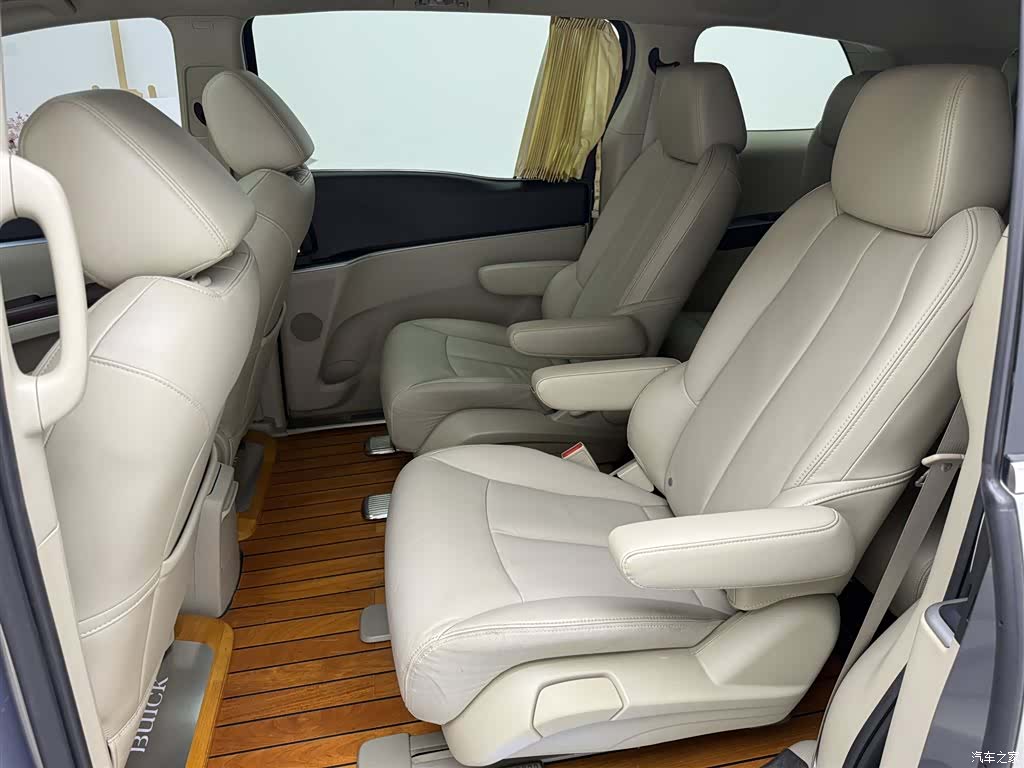 Buick GL8, 2020 20