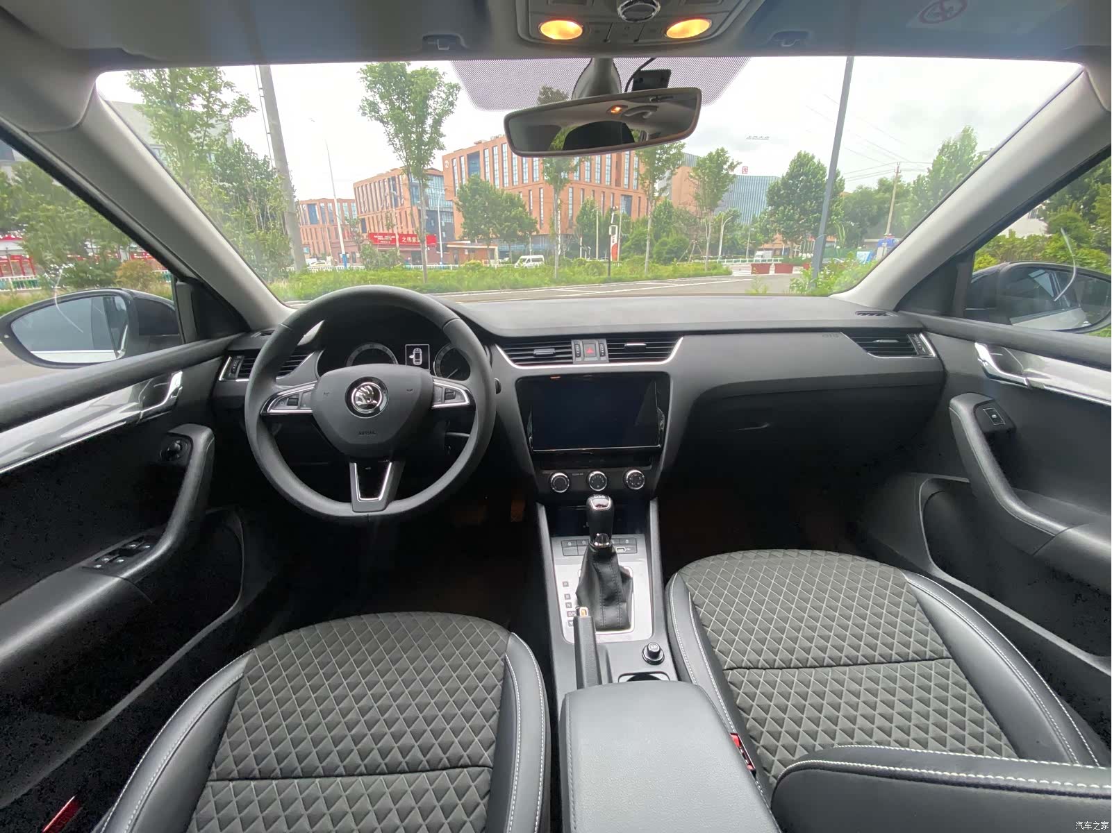 Skoda Octavia, 2020 все фото