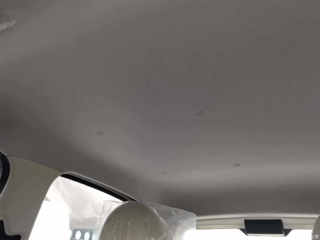 Wuling MINIEV, 2026 18