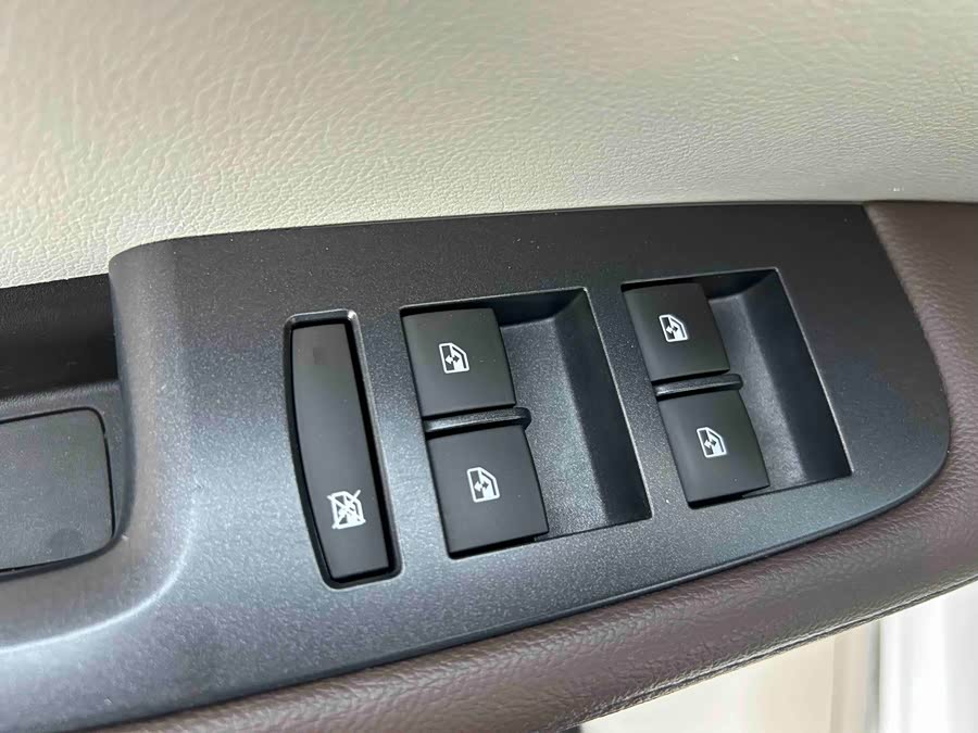 Buick GL8 2023, фото 17