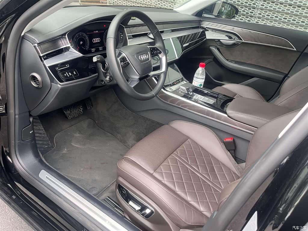 Audi A8L, 2021 7
