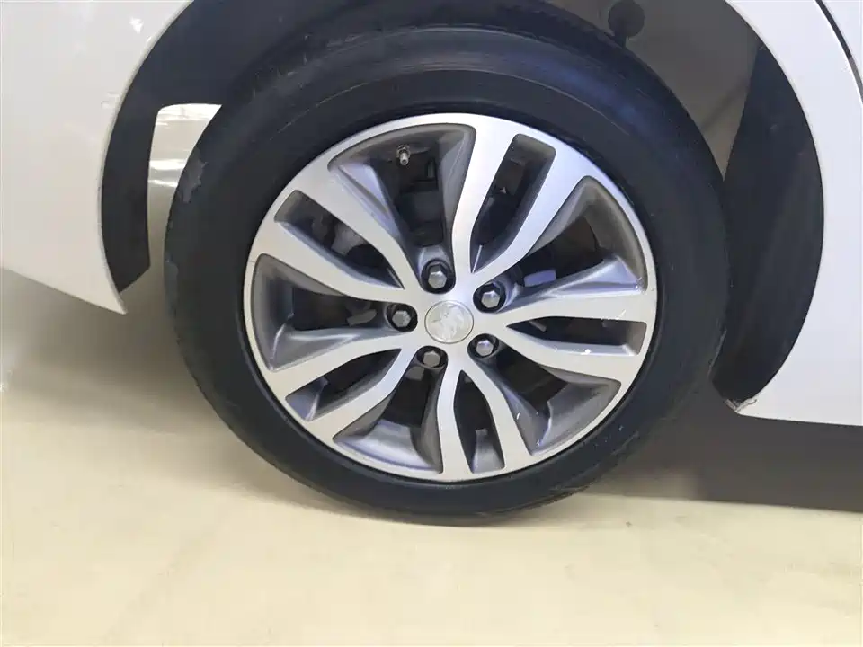 Buick Yinglang