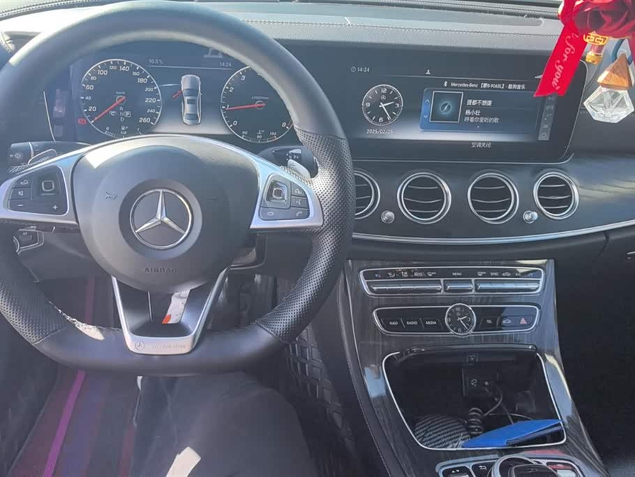 Mercedes-Benz E-class Mercedes-Benz E-class