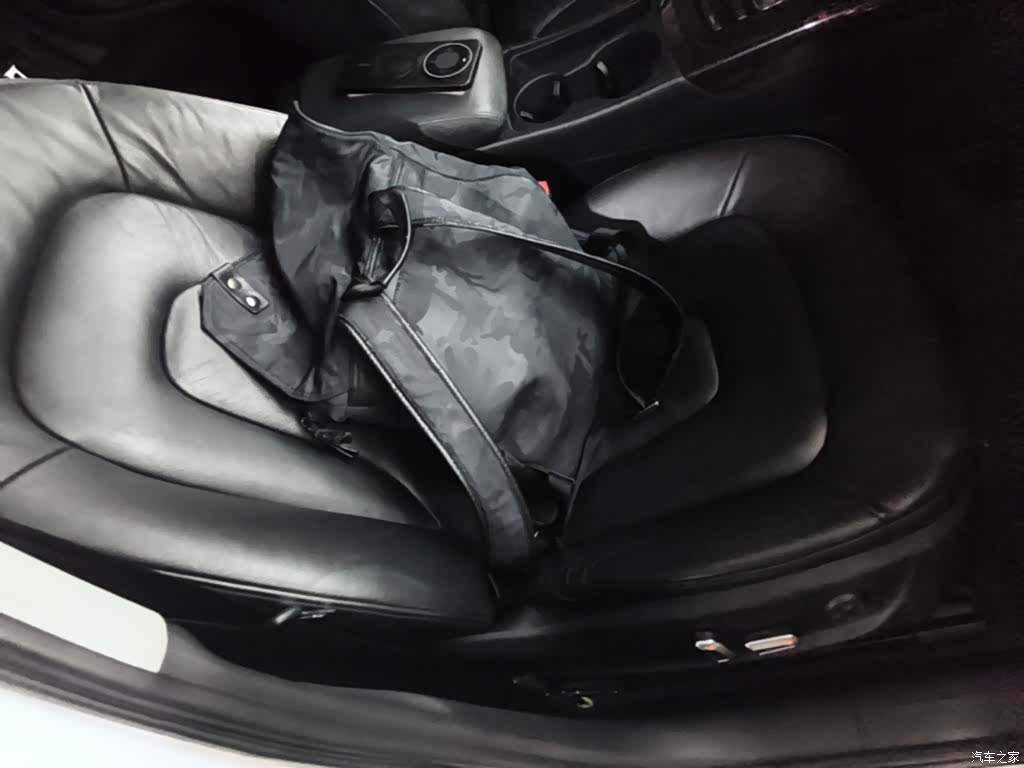Audi A4L, 2015 25