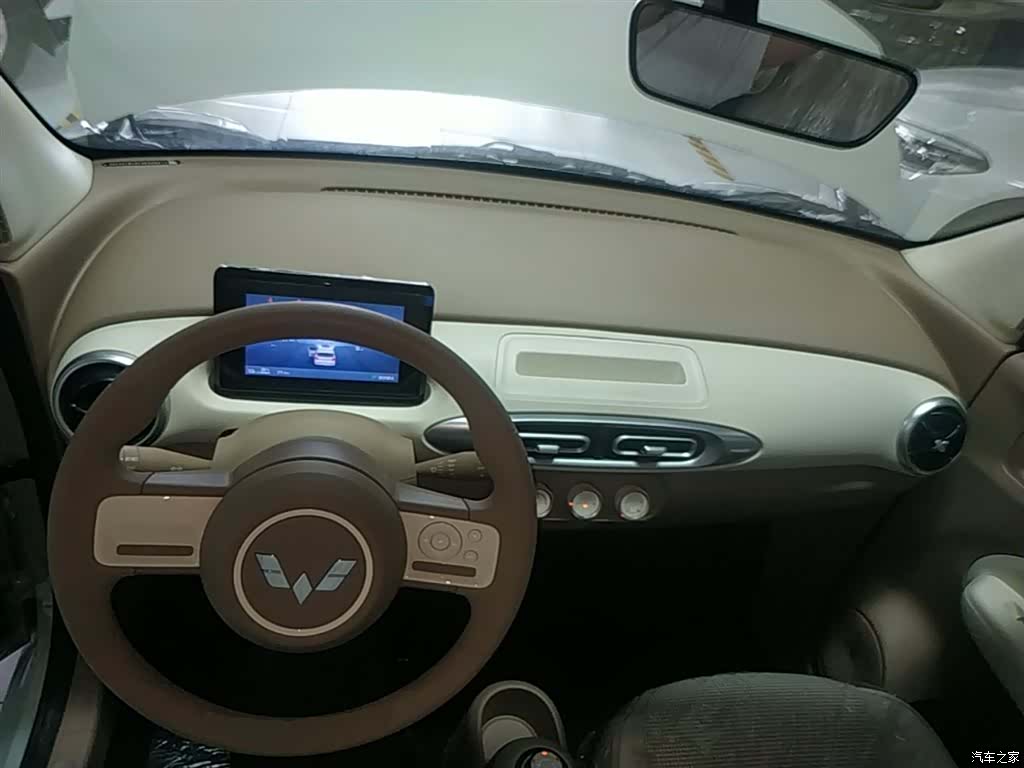 Wuling MINIEV, 2026 10