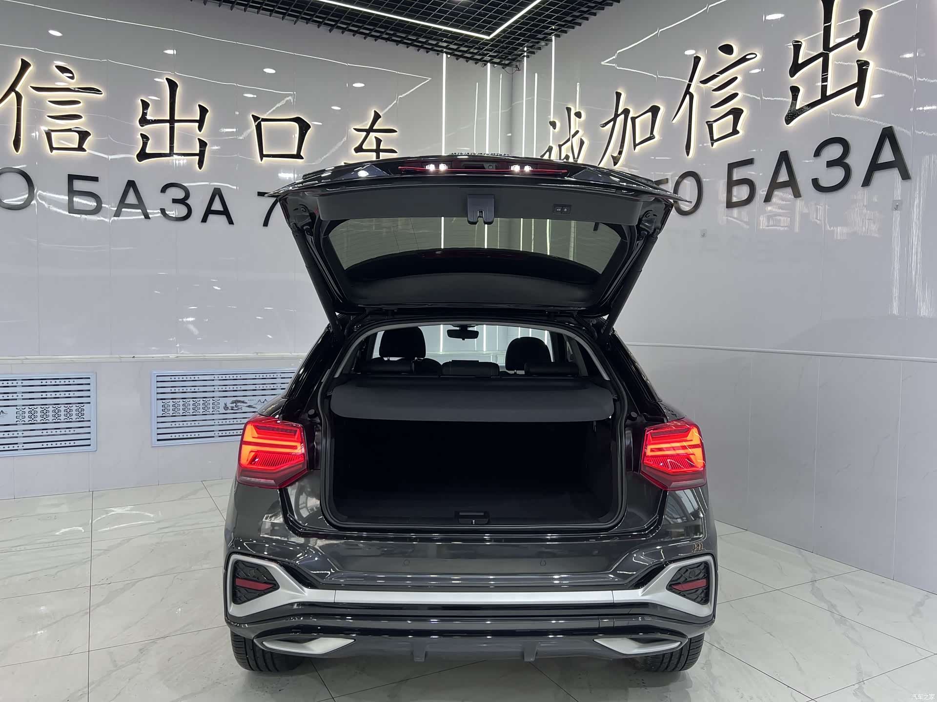 Audi Q2L, 2022 18