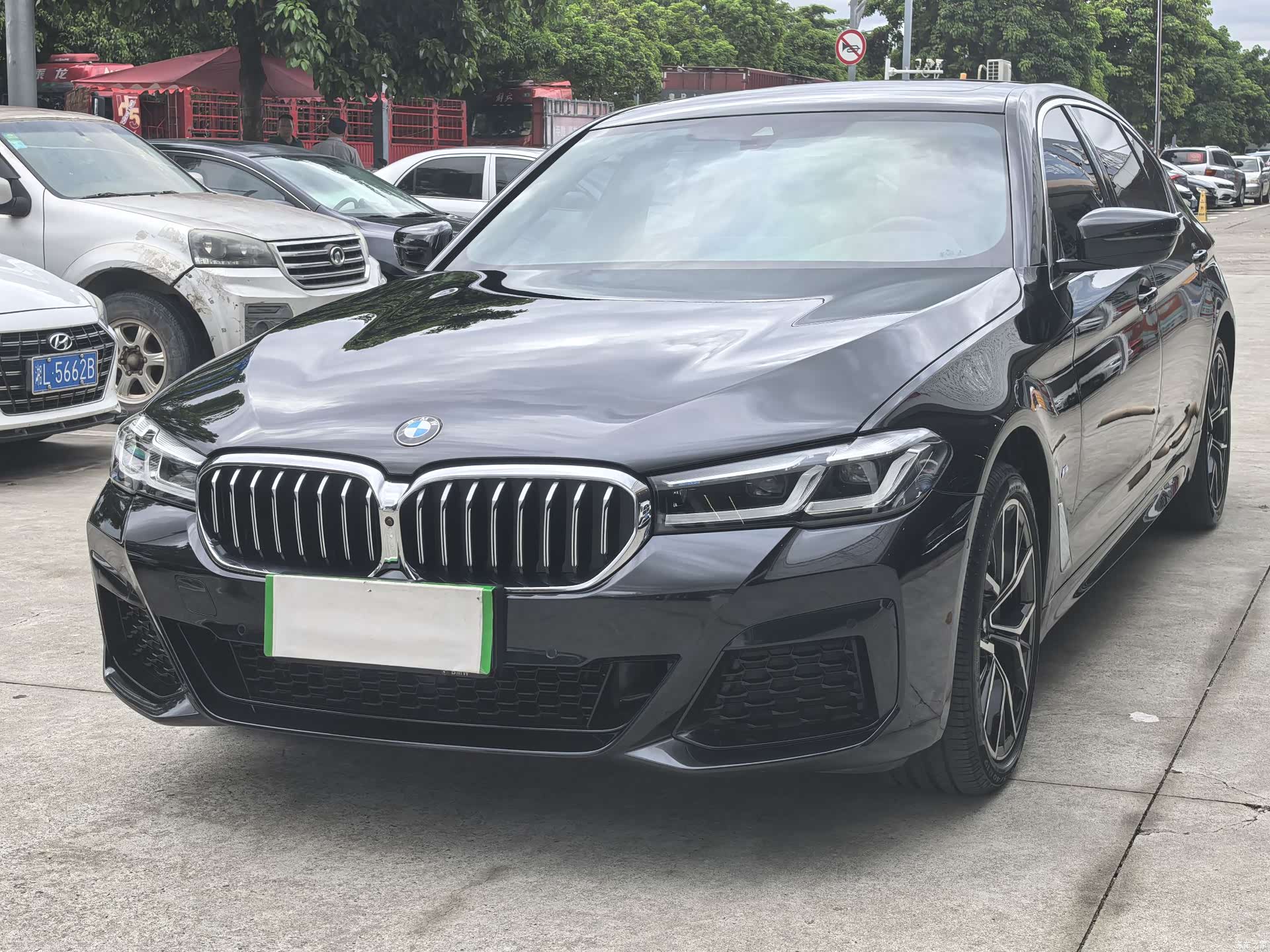 BMW 5 Series, 2022 1
