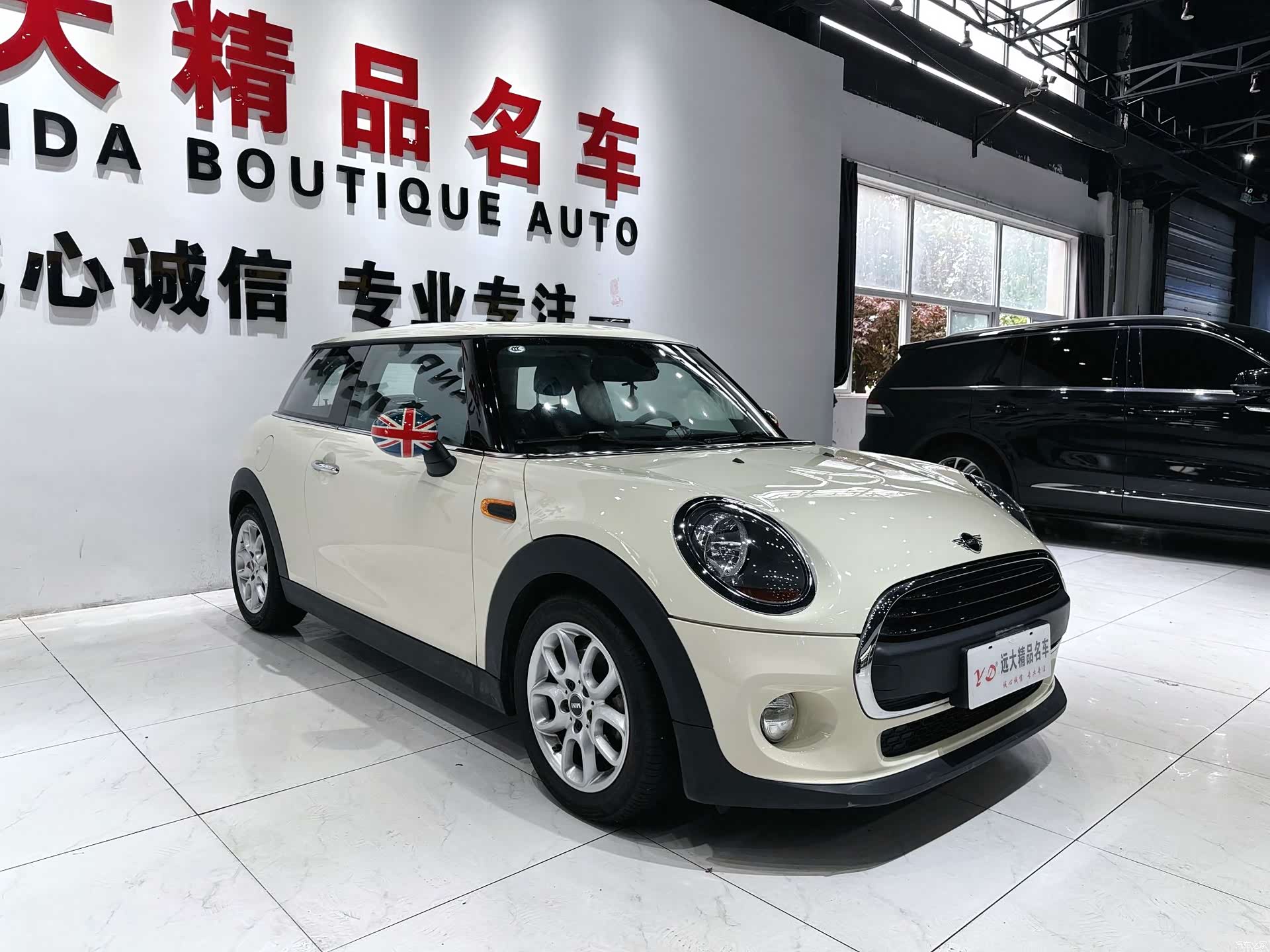 Mini ONE, 2018 3