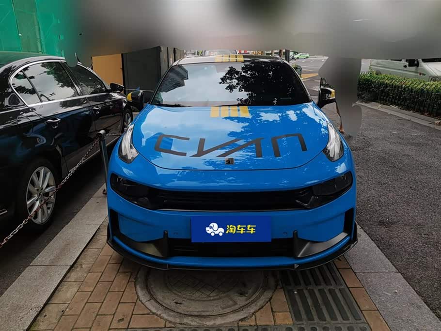 Lynk & Co 03 Lynk & Co 03