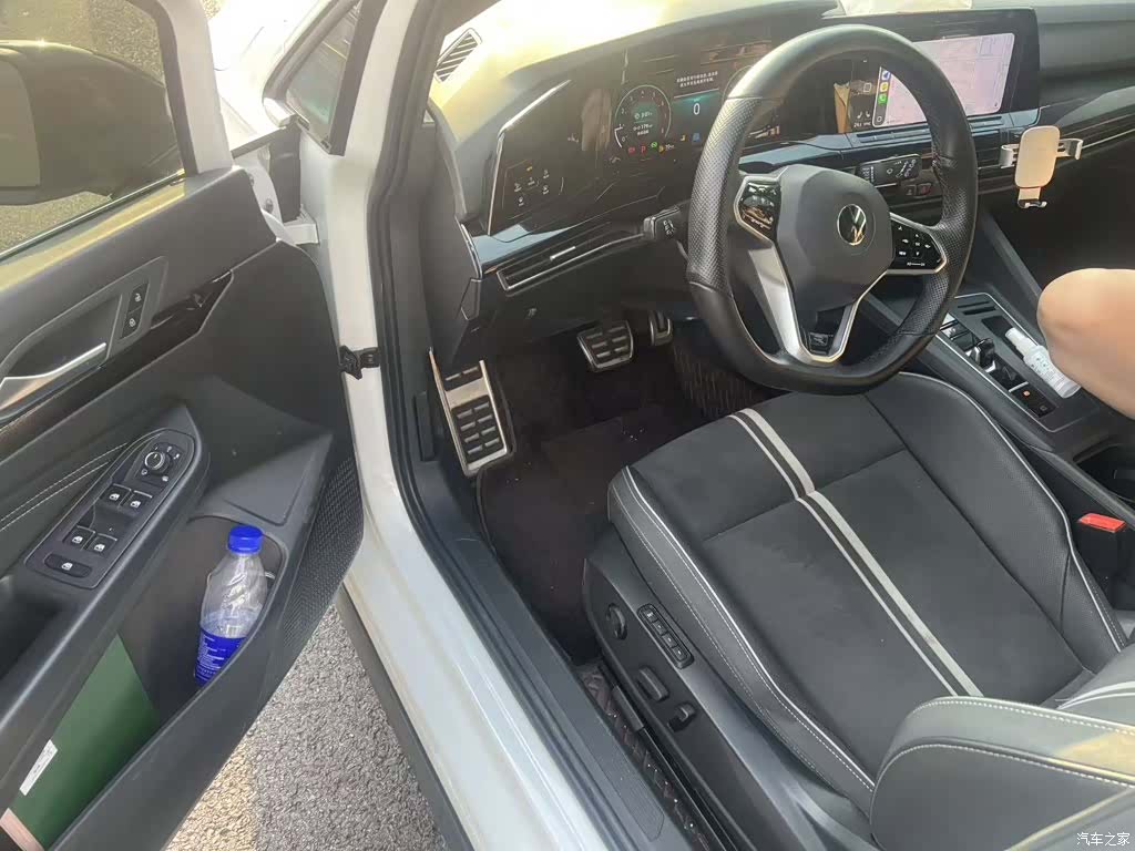 Volkswagen Golf, 2022 4