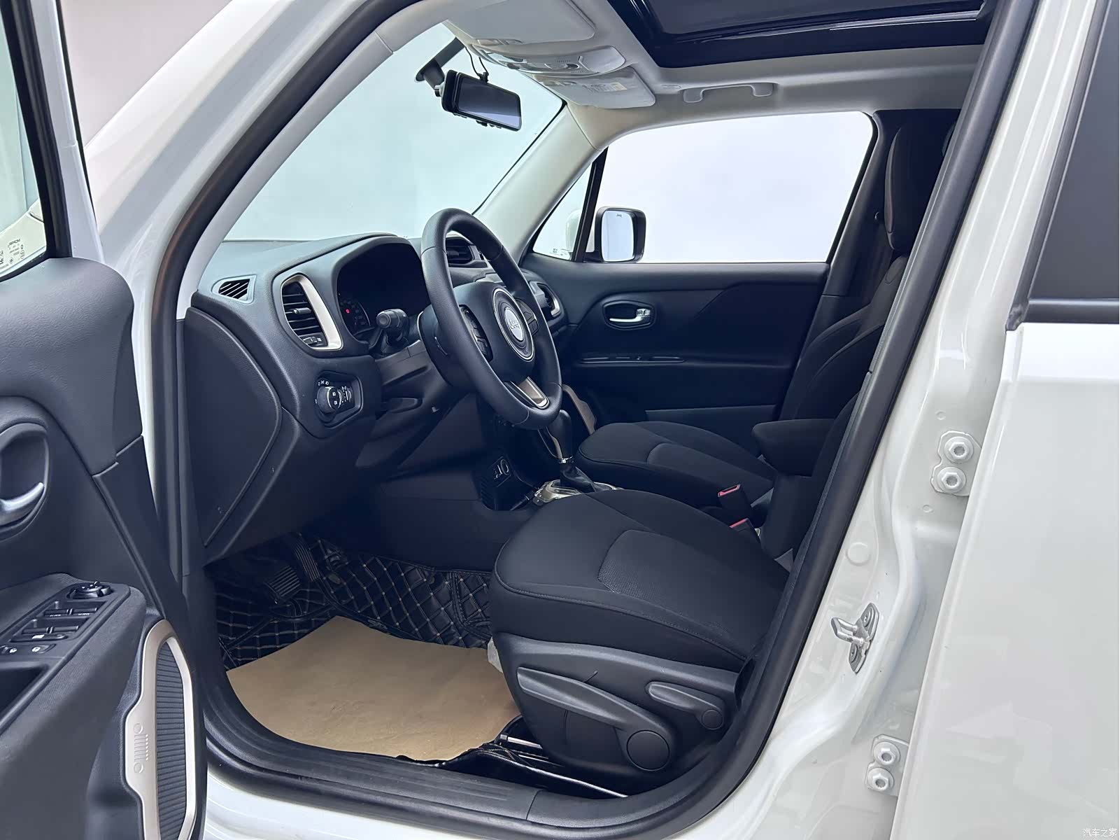 Jeep Renegade, 2018 8
