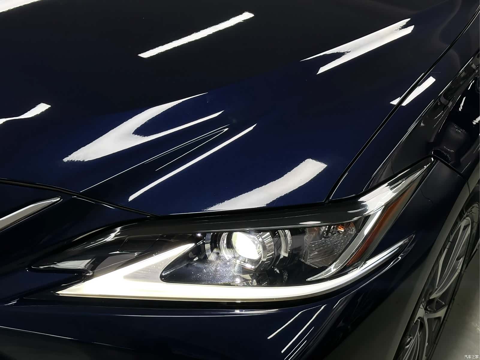 Lexus ES, 2023 15