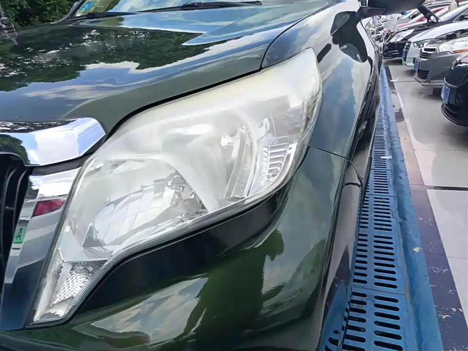 Toyota Prado