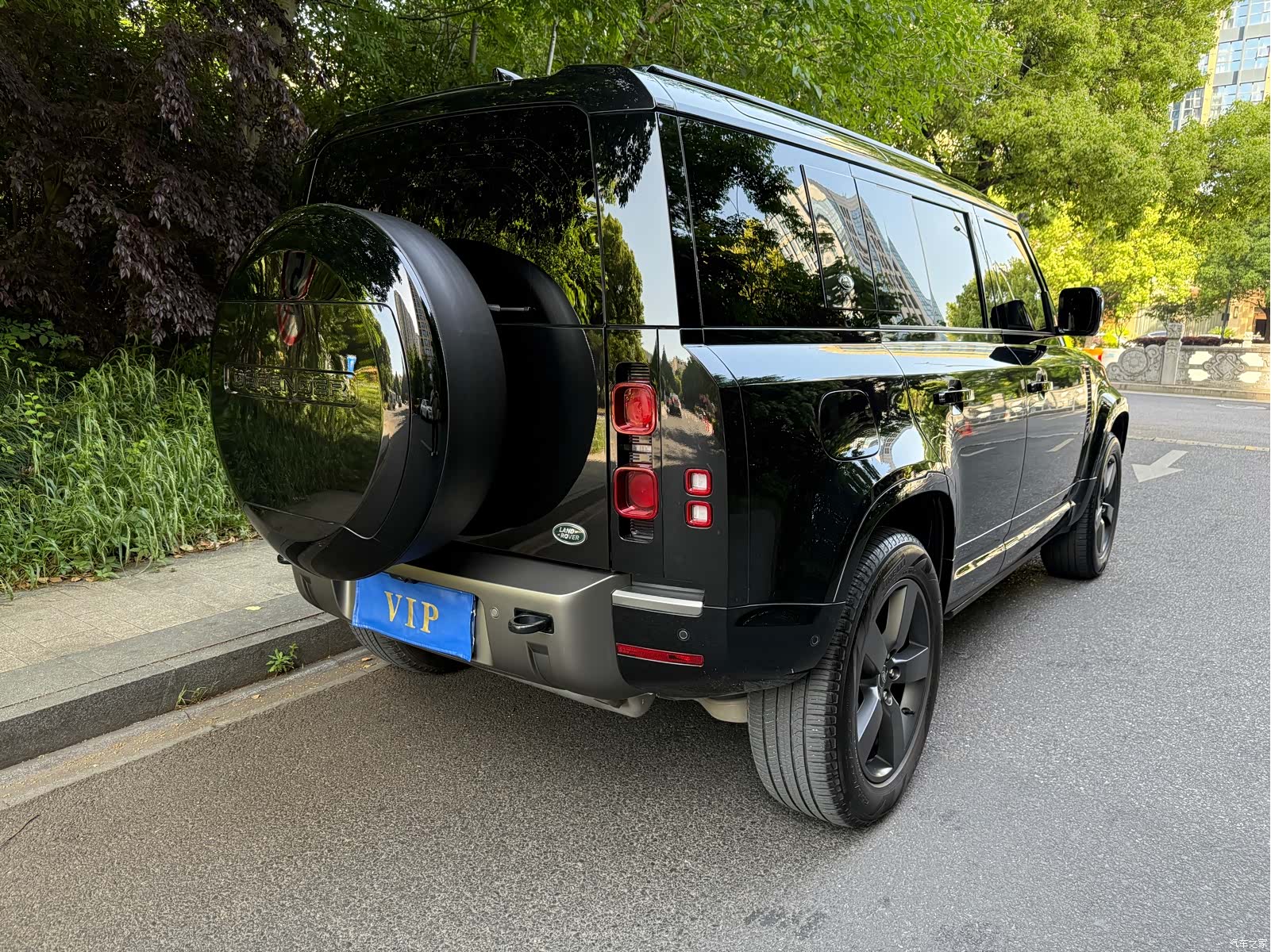 Land Rover Defender, 2024 11