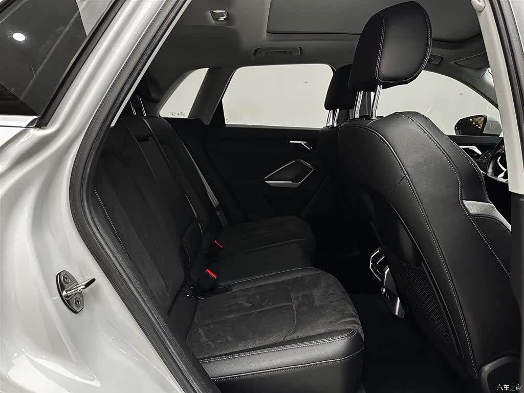 Audi Q3, 2022 16