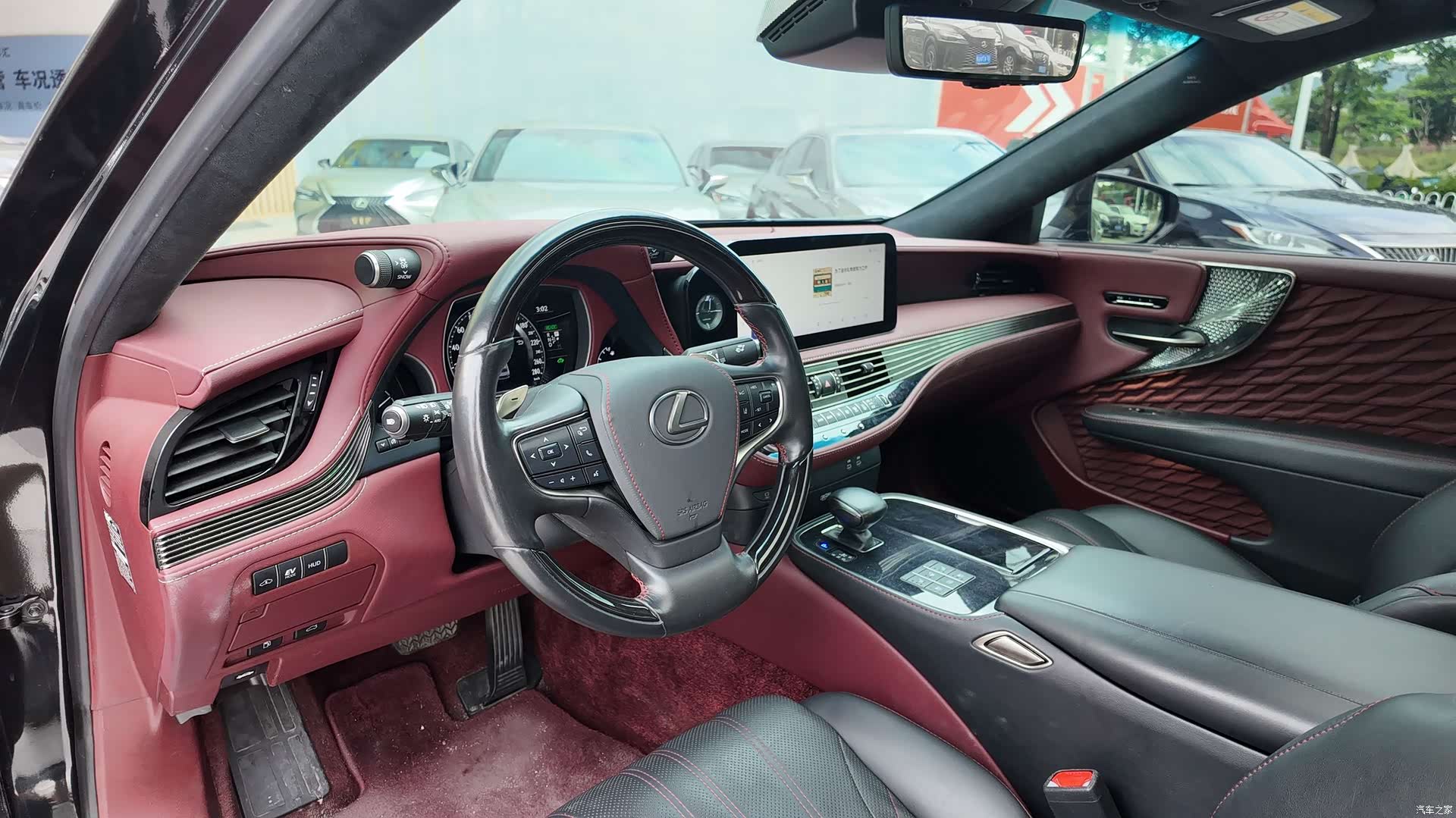 Lexus LS, 2022 7