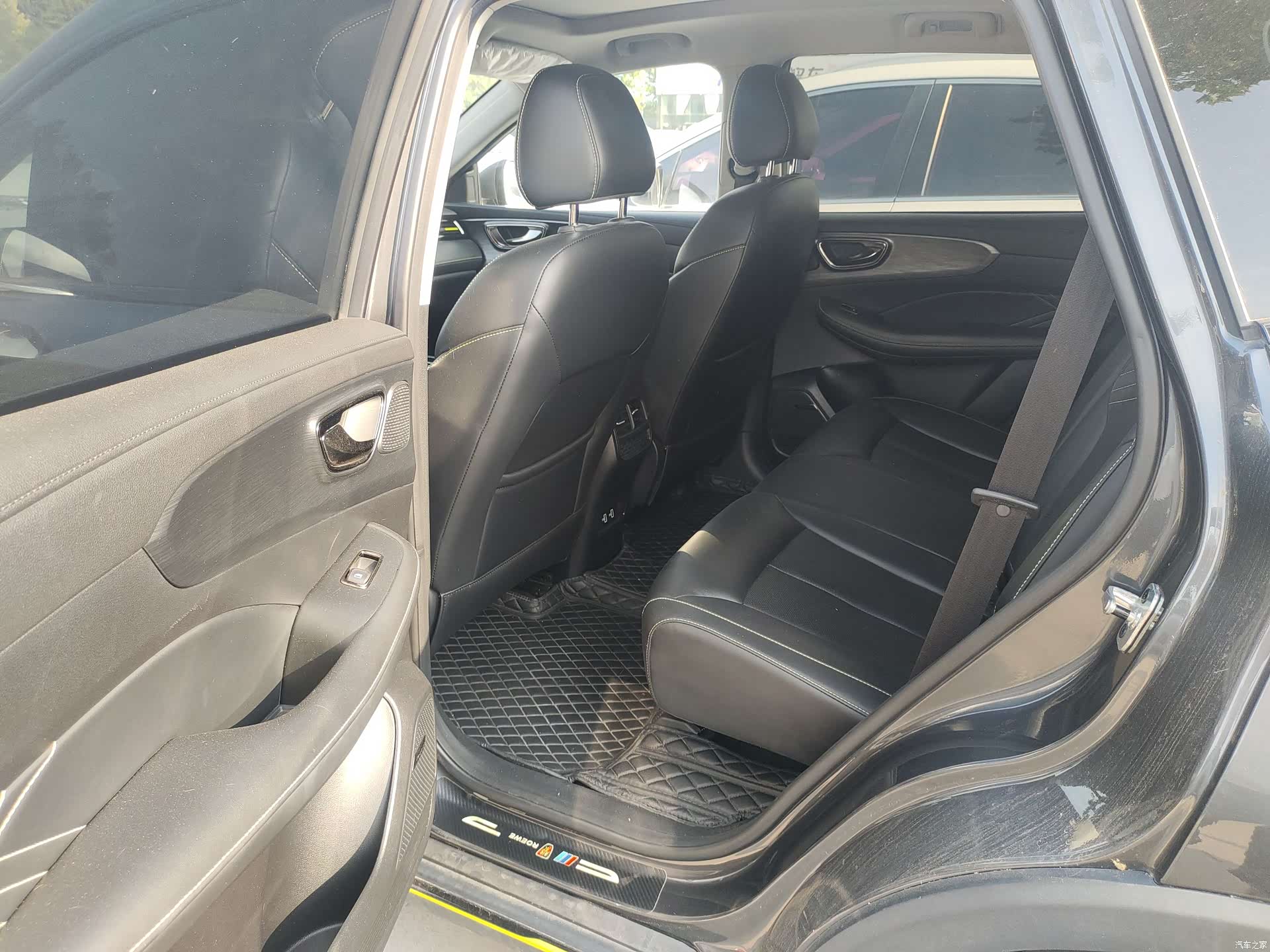 Roewe RX5, 2023 все фото