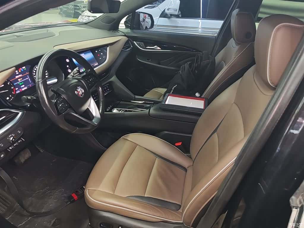 Buick Enclave, 2021 15