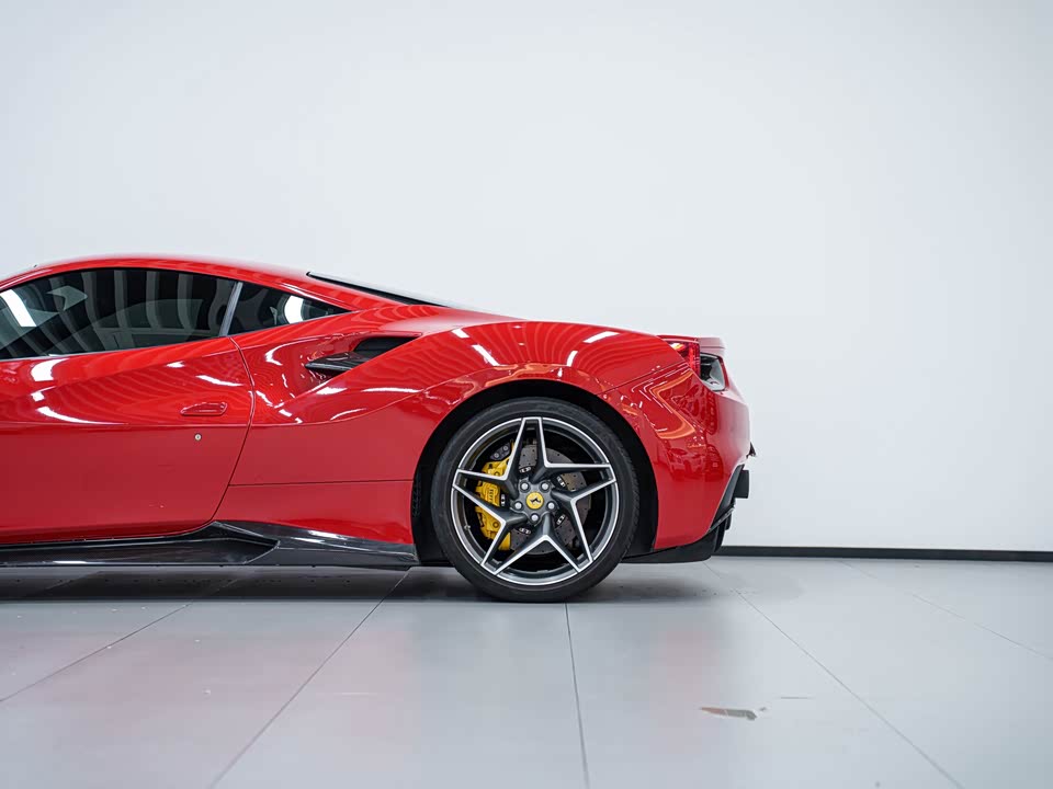Ferrari 488