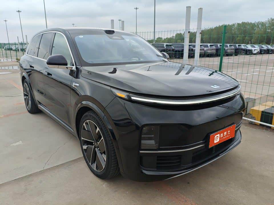 Li Auto L8