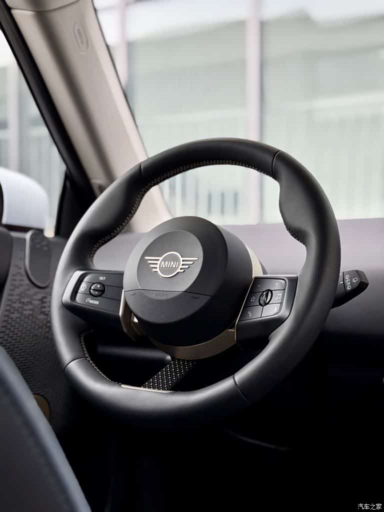 Mini Cooper, 2024 6