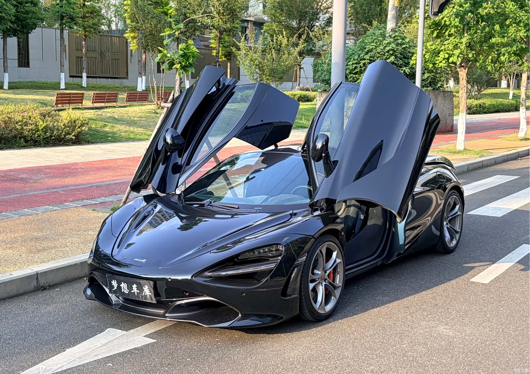 McLaren 720S