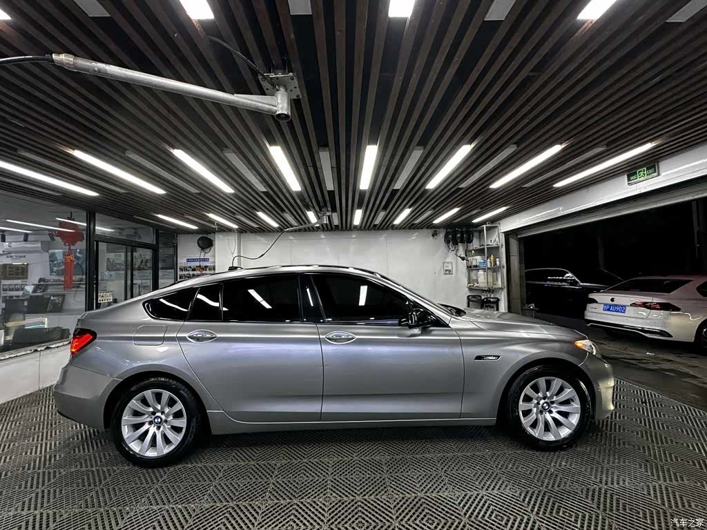 BMW 5 Series, 2011 все фото