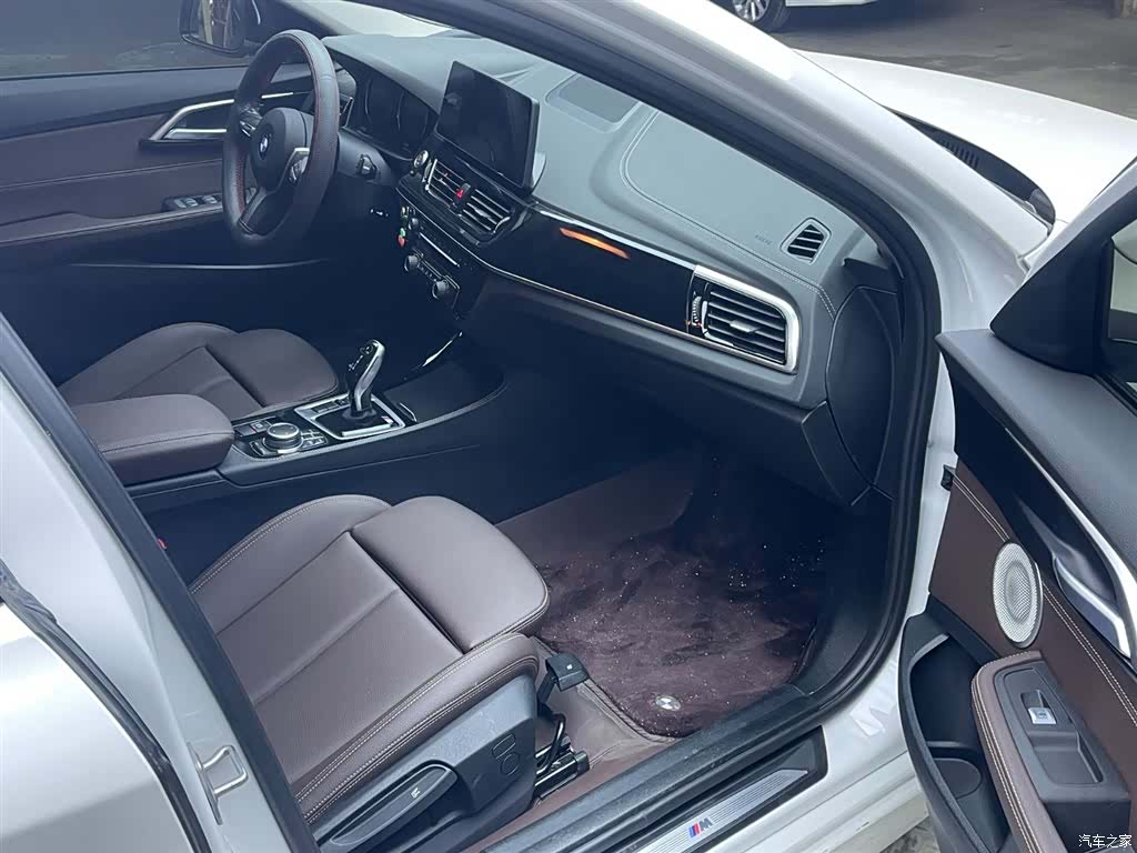 BMW 1 Series, 2022 12