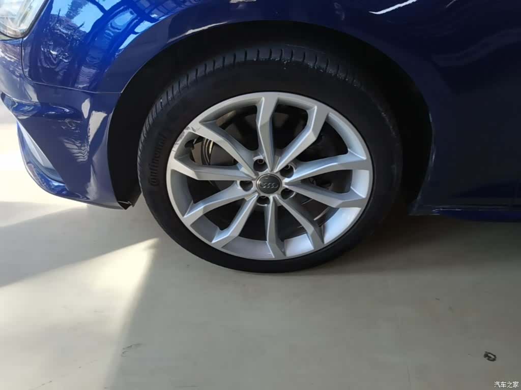 Audi A4L, 2020 23
