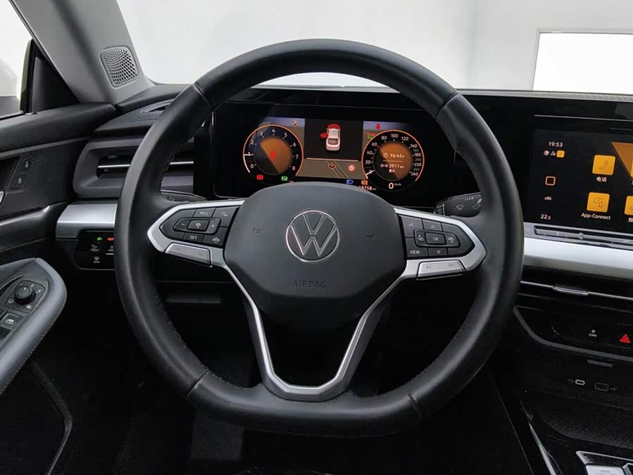 Volkswagen Lamando 2023, фото 15