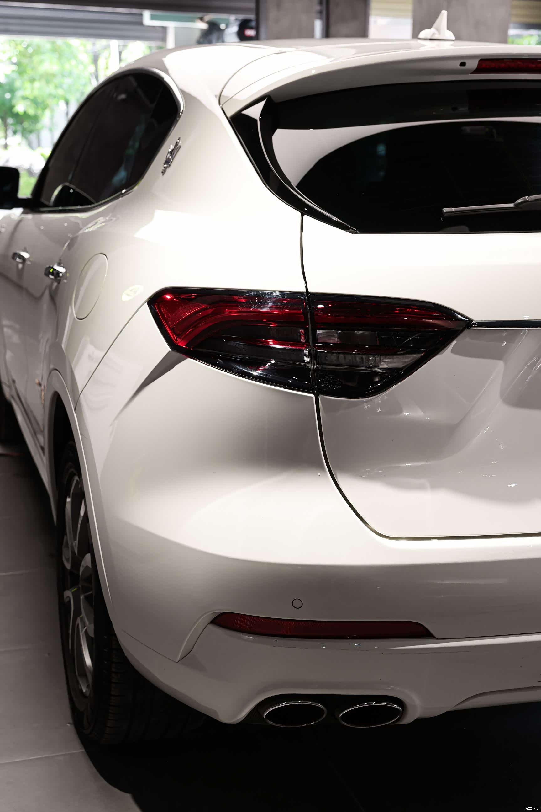 Maserati Levante, 2023 2
