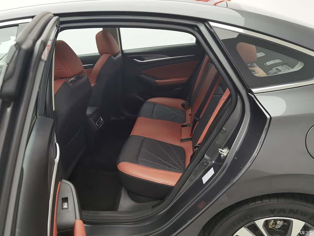 Changan Eado, 2023 15