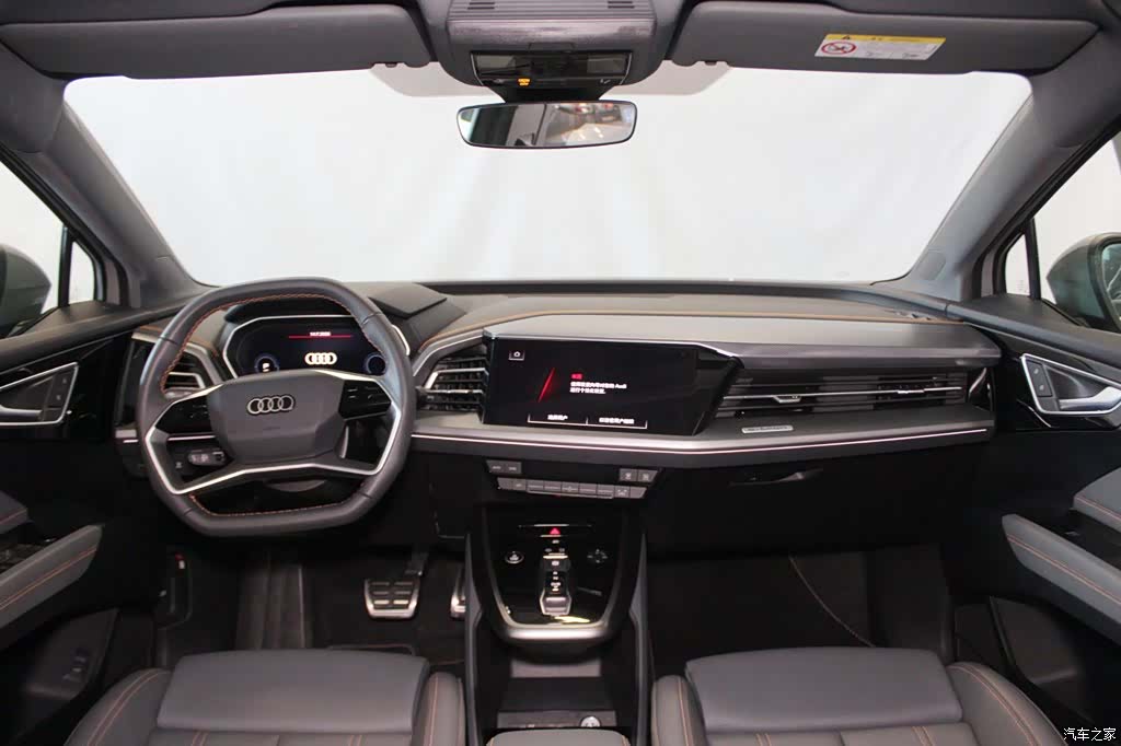 Audi Q4 e-tron, 2025 9