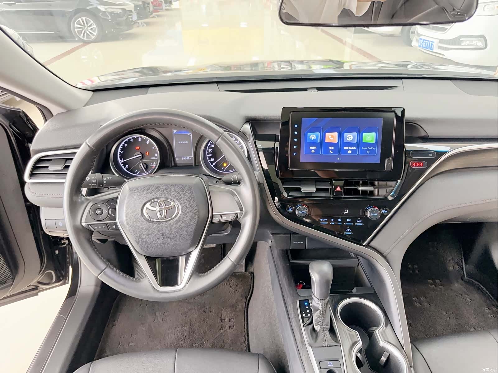 Toyota Camry, 2022 15