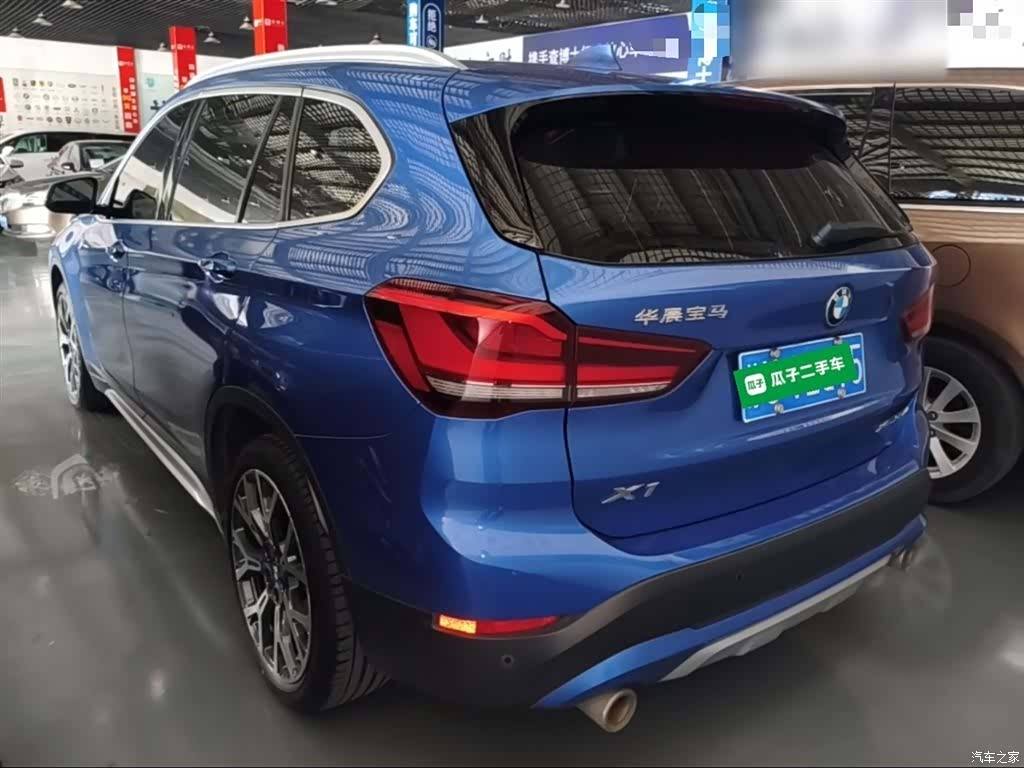 BMW X1, 2019 все фото