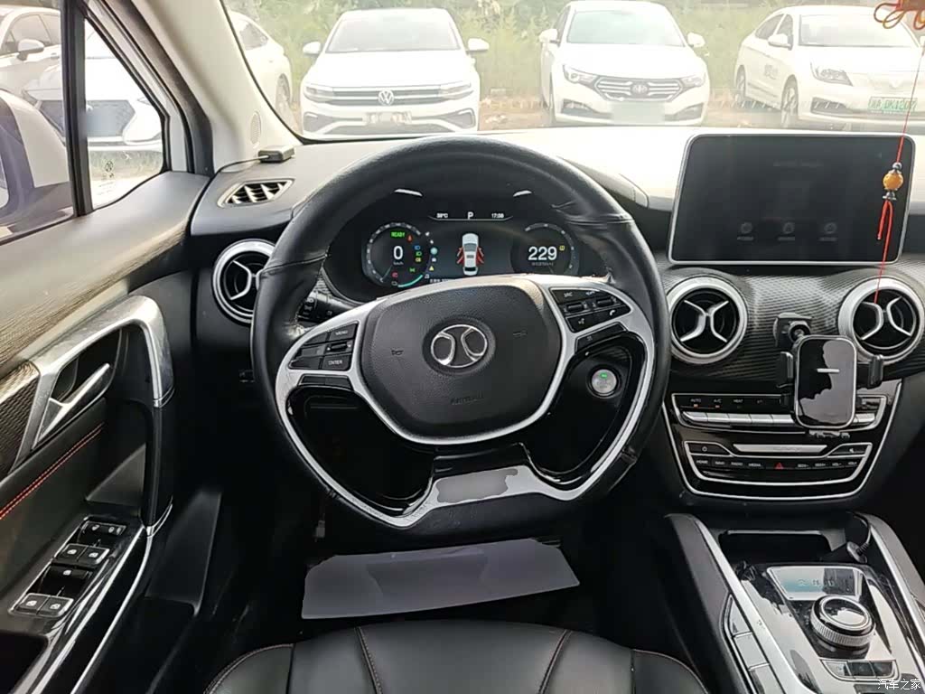 BAIC EU5, 2021 11