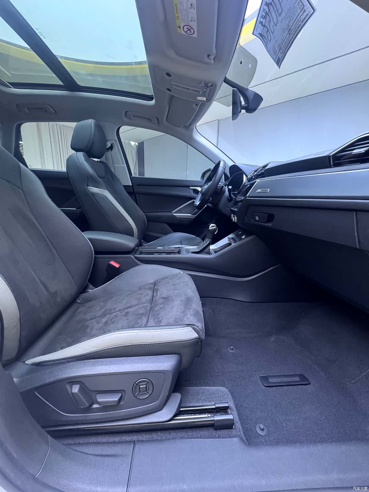 Audi Q3, 2022 16