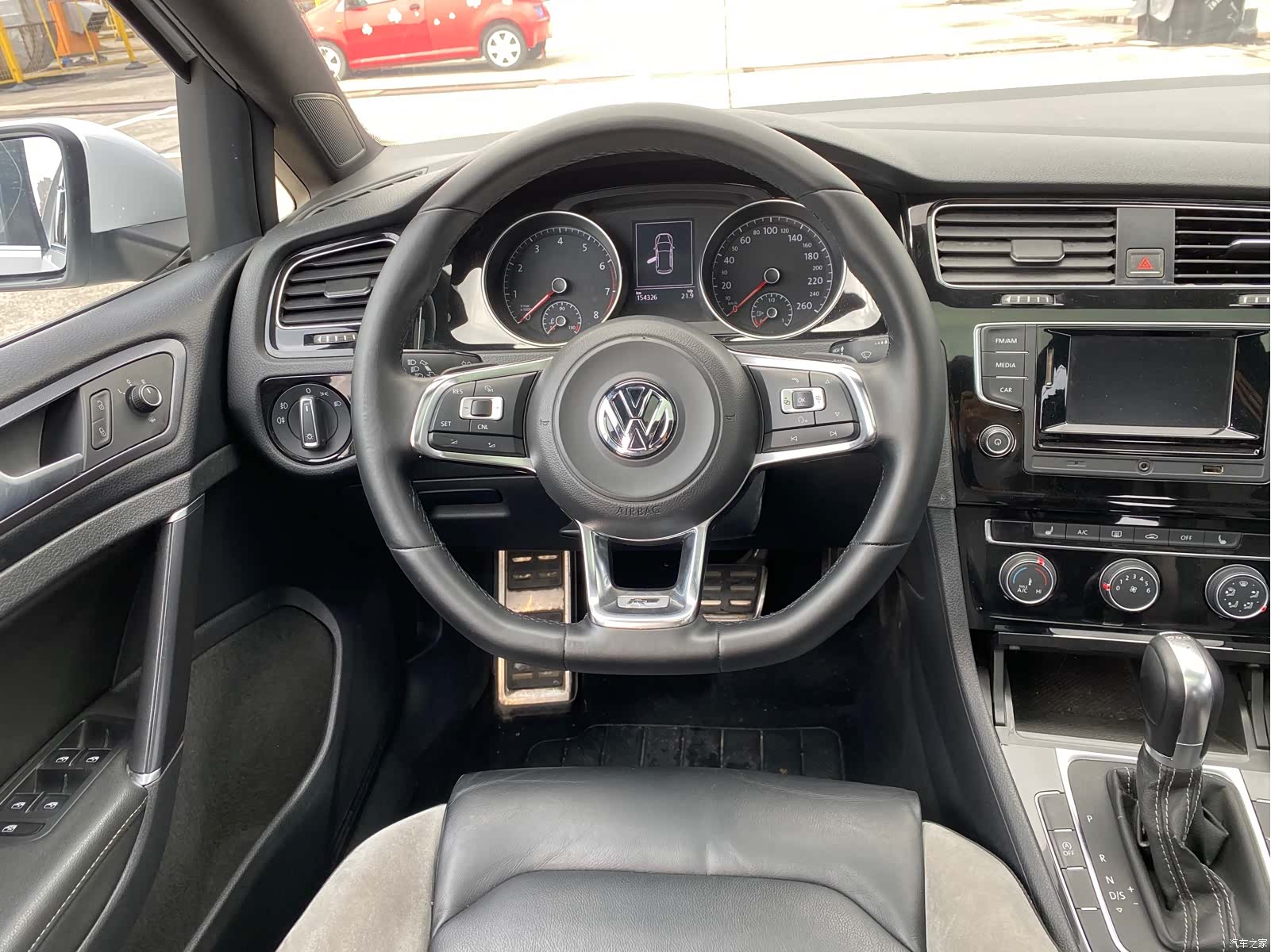 Volkswagen Golf, 2016 11