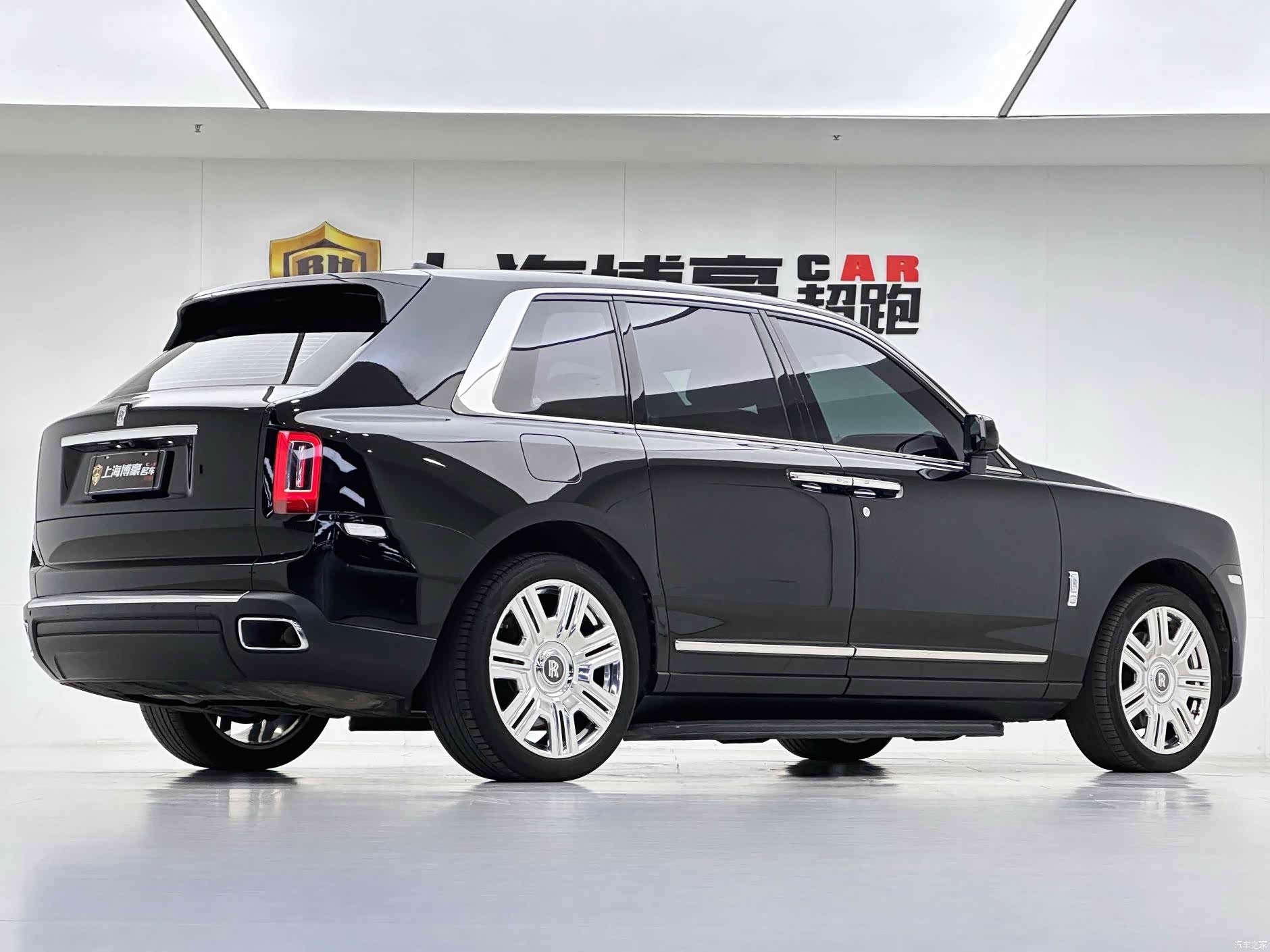 Rolls-Royce Cullinan, 2024 4