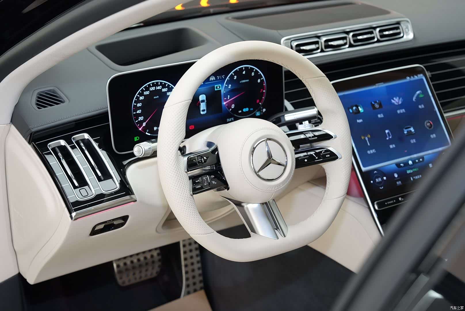 Mercedes-Benz S-Class, 2023 29