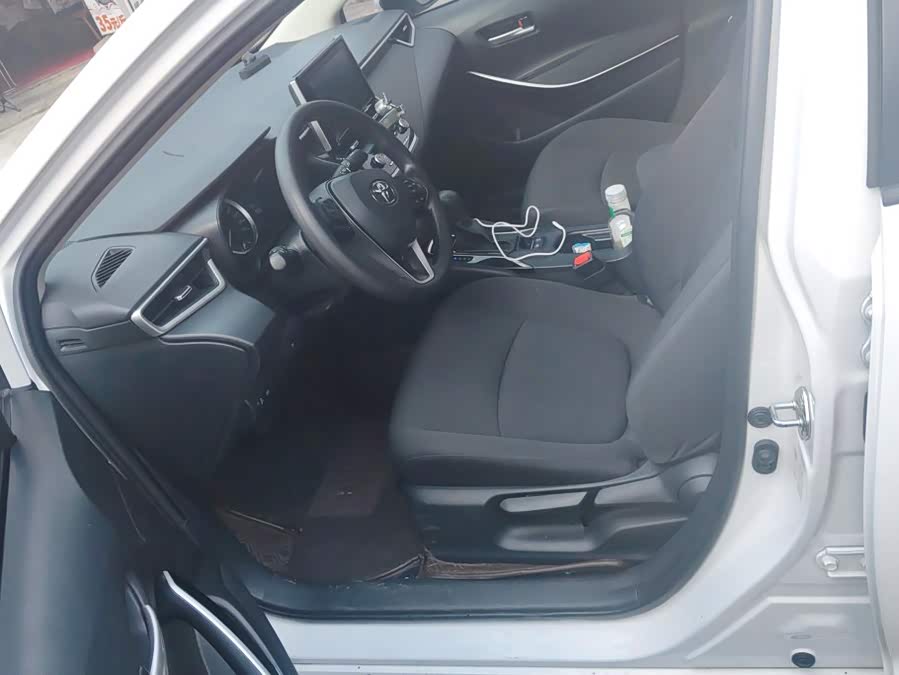 Toyota Corolla 2021, фото 9