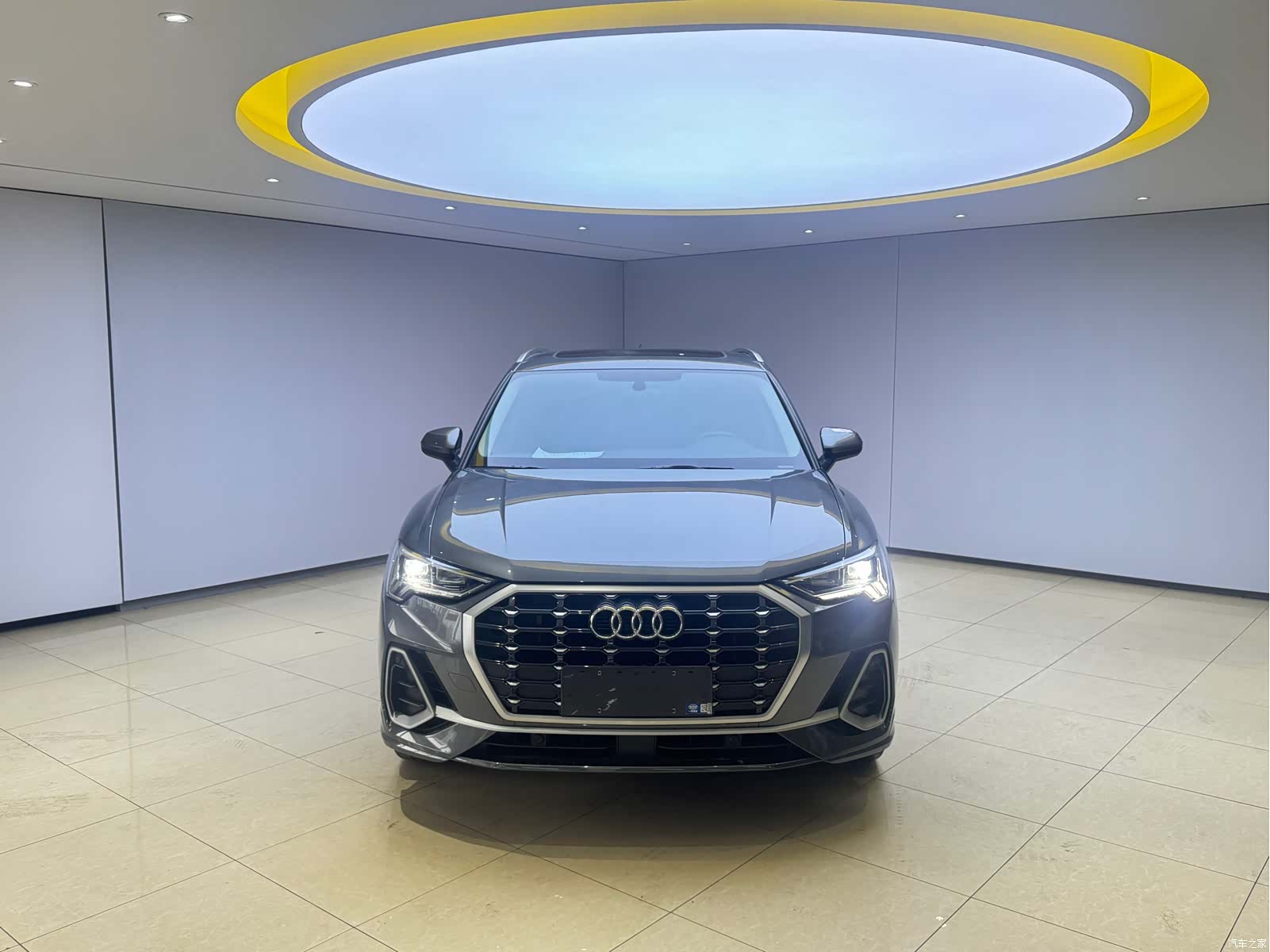 Audi Q3, 2022 2