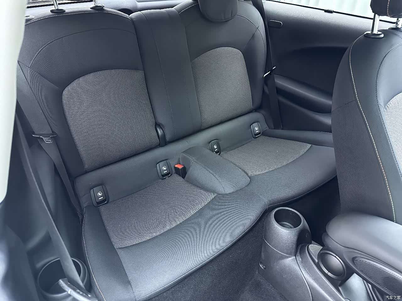 Mini ONE, 2016 8
